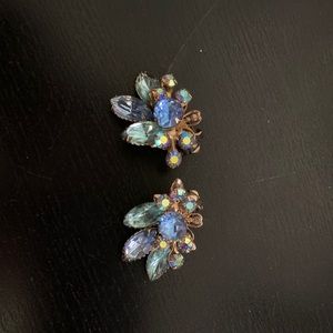 Vintage blue iridescent beaded clip on earrings
